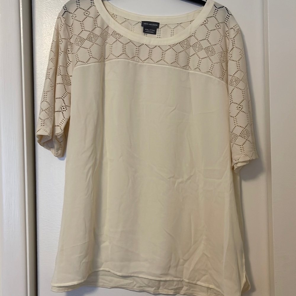 Van Huesen women’s shirts